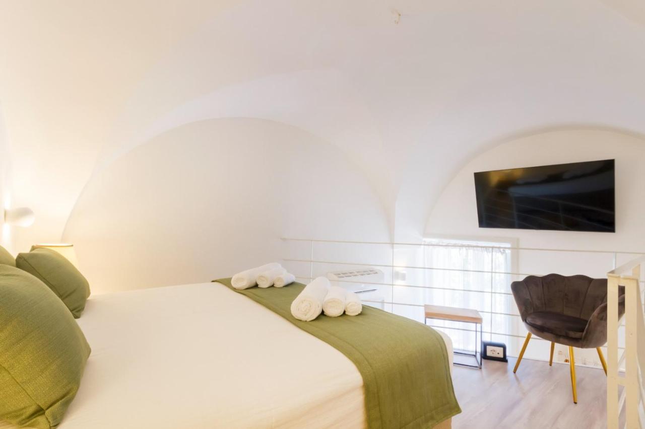 Bed and Breakfast Reluxe Private Wellness Лечче Экстерьер фото